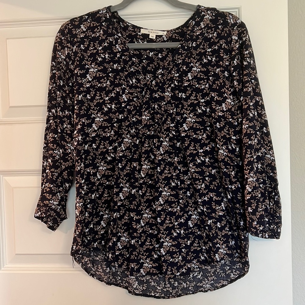 Women’s blouse